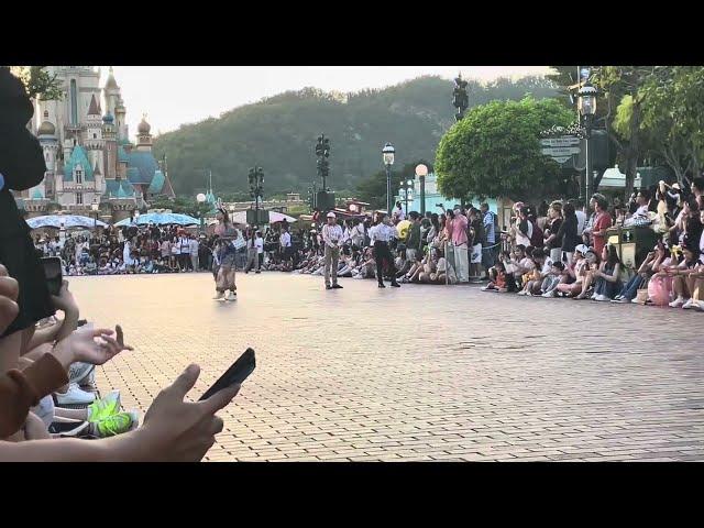 香港迪士尼樂園 米奇與好友大街狂歡派對 #HkDisneyland #KerryAnneChannel