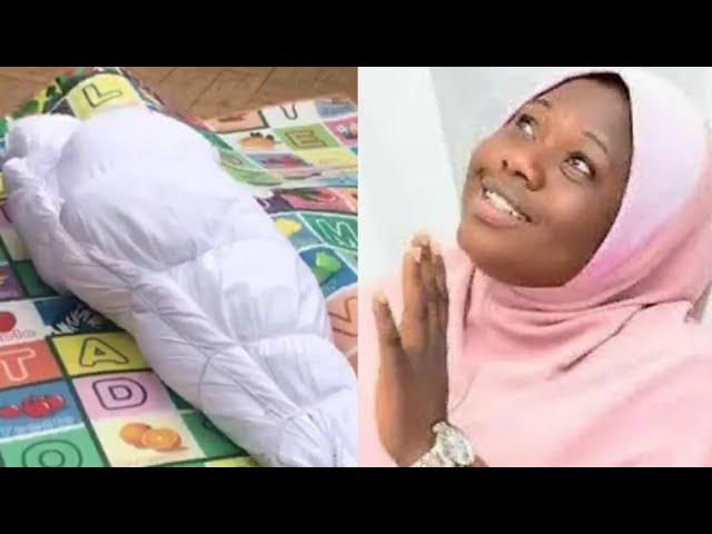 SHOCKING MOMENT LATE MUSLIM SINGER RUKAYAT GAWAT WAS BROUGHT OUT FOR PRAYER BEFORE BURIAL