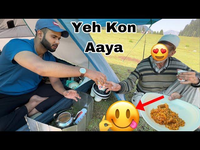 Yeh Camping Pai Kon Aagaya  Roganjosh Maggie Banayi 