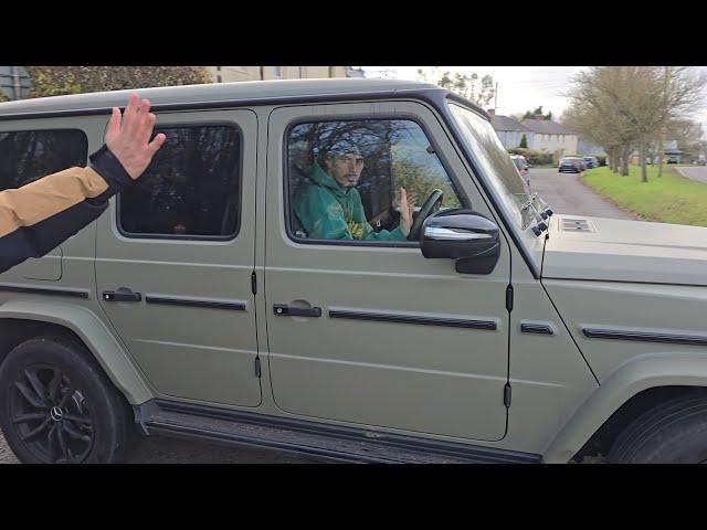 Arsenal Footballers Leave Training Grounds in Their Cars Zinchenko, Havertz, Saka