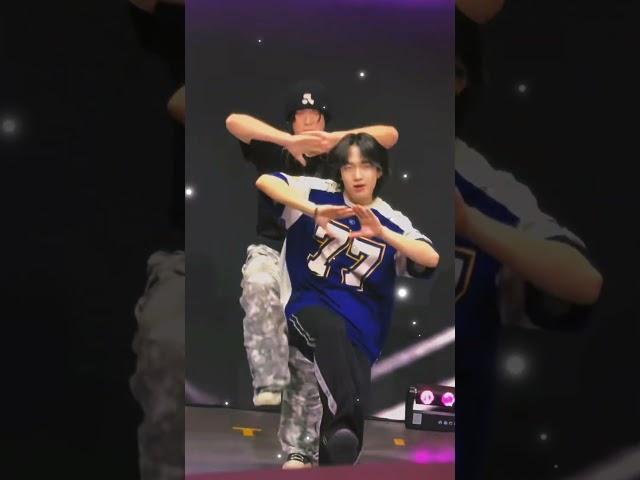 BOYS II PLANET XIE YUXIN