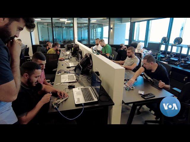 New High-Tech Hub in East Jerusalem Aims to Boost Palestinian Employment | VOANews