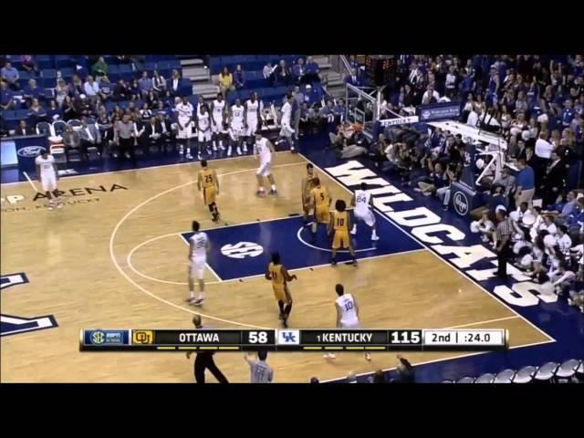 EJ Floreal Rises for a Wildcat Dunk