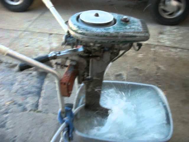 1940 Montgomery Wards Sea King outboard (built by Kiekhaefer Mercury) 2.5hp