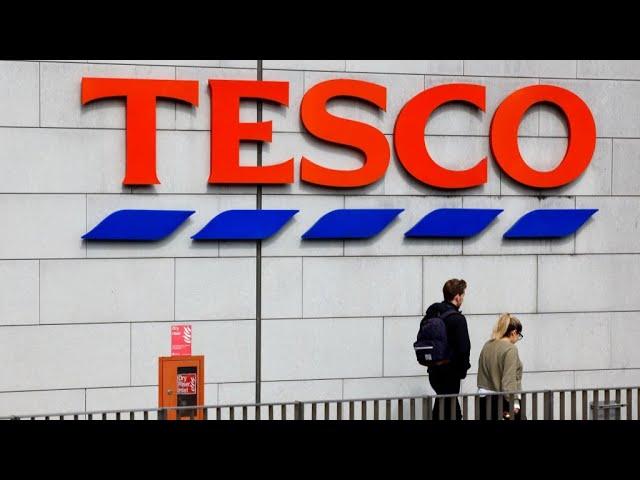 Tesco, UK Largest Grocer, Forecasts Profit Increase