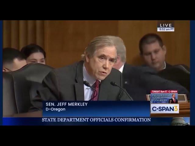 Сенатор Джефф Меркли: "Что еще мог бы сделать российский агент, чего не сделал Трамп?"