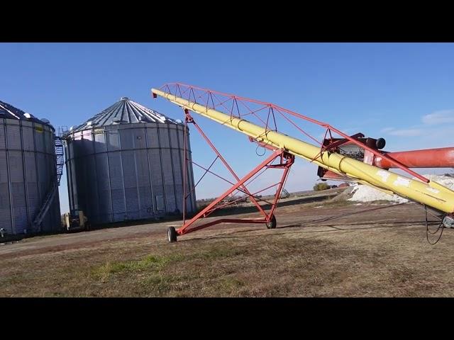 BigIron Auctions Westfield MK 130-91Plus 130'x91" Auger W/ Truck Hopper