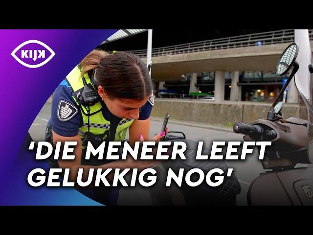 Onoplettende TAXICHAUFFEUR knalt op kwetsbare SCOOTER | Overtreders | KIJK Misdaad