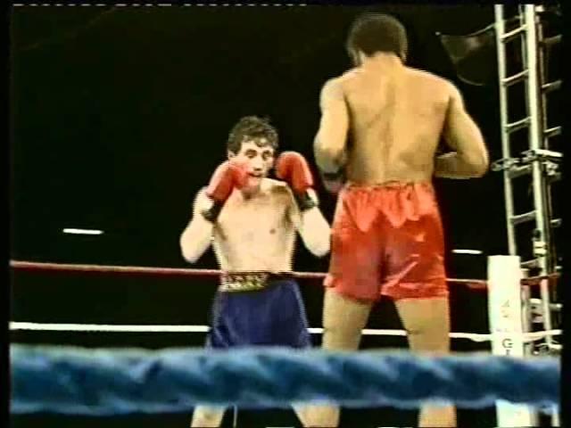 Barry McGuigan Vs Eusebio Pedroza