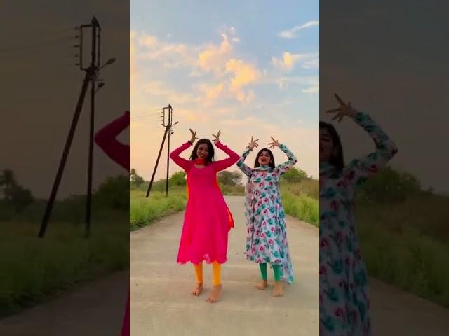 chalka chalka re #dance #easysteps #easydance #sangeetdance #sakshi #harshita #weddingdance