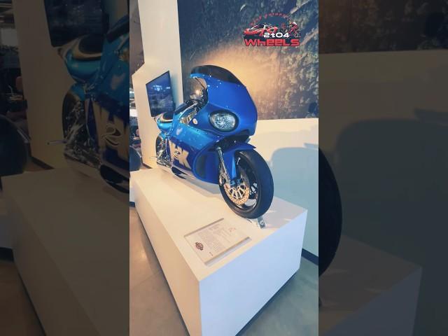 Exploring the MTT Y2K Turbine Superbike at Barber Motorsports Park #turbinejet #turbine