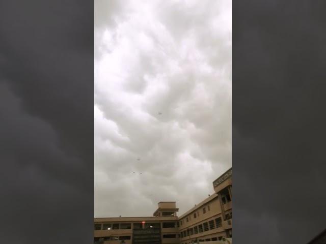 Heavy Rain Weather in Karachi #karachi #rain #wind #weather #clouds