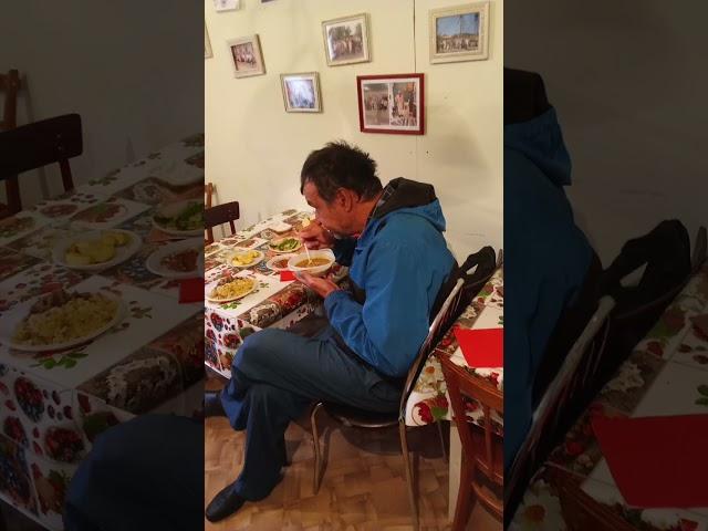 бесплатные горячие обеды в Воронеже. благотворительный склад Добро вернётся #воронеж #праздник #до