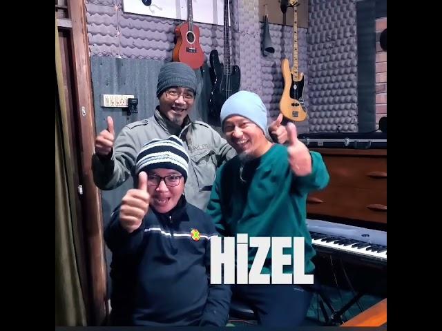 MUSICALLY  HiZEL