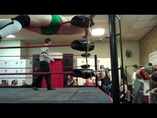 Christian Rose vs. "Homicidal" Steven Davis for the Heavyweight Championship (part 1)