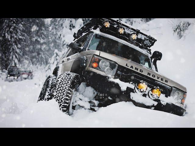 Caught In a Storm. Snow Camping In a Blizzard Gets Dangerous.