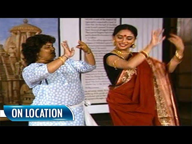 Madhuri Dixit And Saroj Khan Rehearsing On The Sets Of Sahibaan | Flashback Video