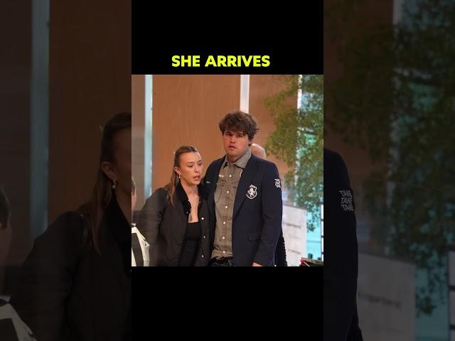 Magnus Carlsen waits for his better half