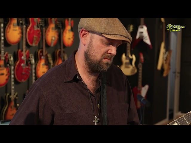 Henrik Freischlader - The Sky Is Crying (SRV Cover) - Live at GuitarPoint