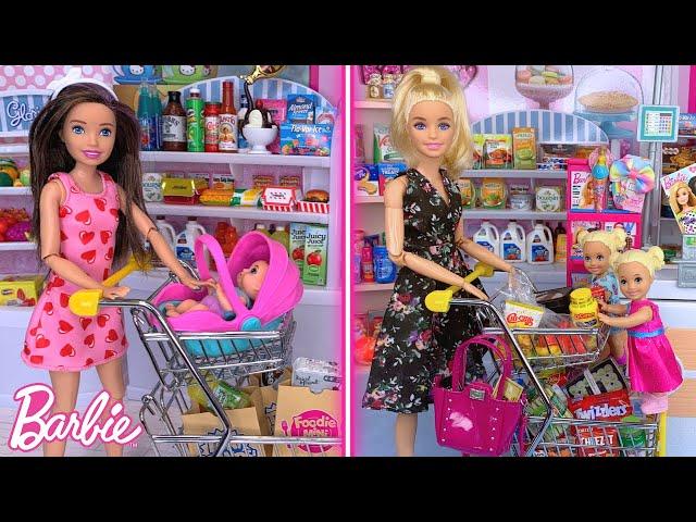 Barbie Doll Supermarket Grocery Shopping Adventures - Barbie vs Skipper!