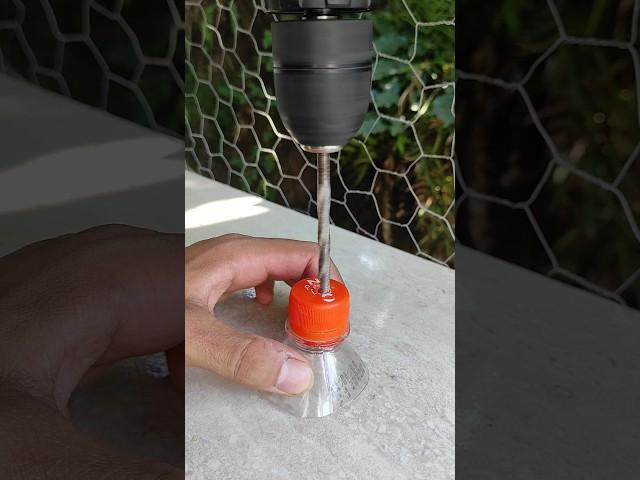  Drilling without the mess!This simple trick keeps the dust from going everywhere 