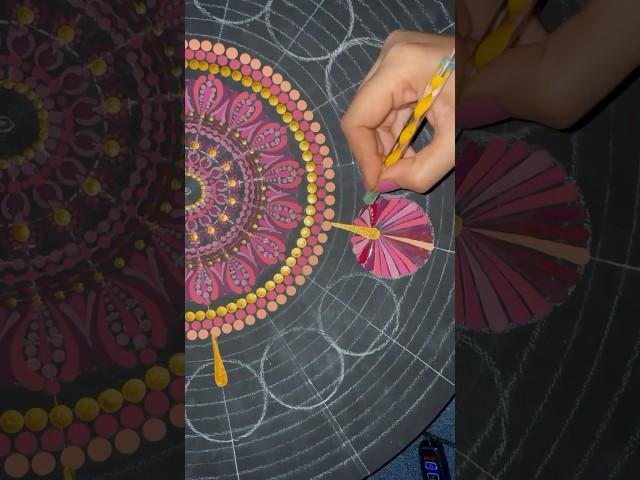 #dots #dotart #artwork #design #drawing #follow #subscribe #youtube #mandala #shorts #short #art