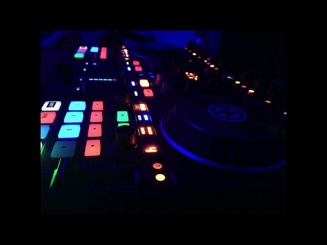 Volume 1 - Dj Mix - TOP Colaj Club - old and new - Best Of Manele - vechi si noi mixate - Copilarie