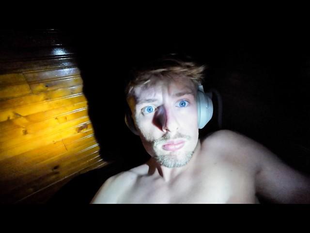 How to AVOID PIRATES in Colombia (20h on a cargo ship) 