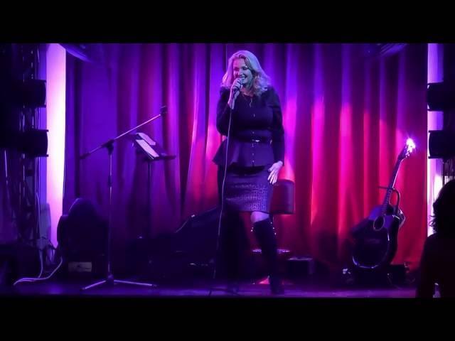 Поёт Екатерина Суворова "Я за тобой"