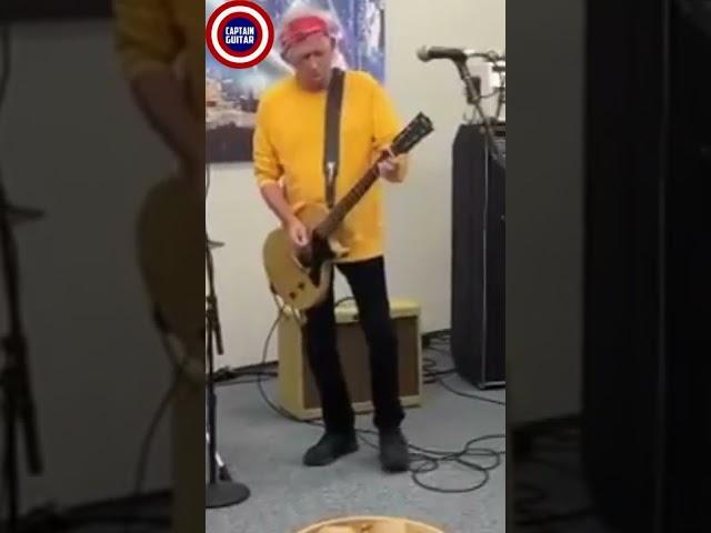 Keith Richards - Warming up - Guitar Riff #shorts #guitarsolo #keithrichards #therollingstones
