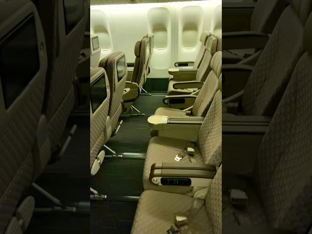 EVA Air Boeing 777 Premium Economy Class 長榮航空波音777豪華經濟艙