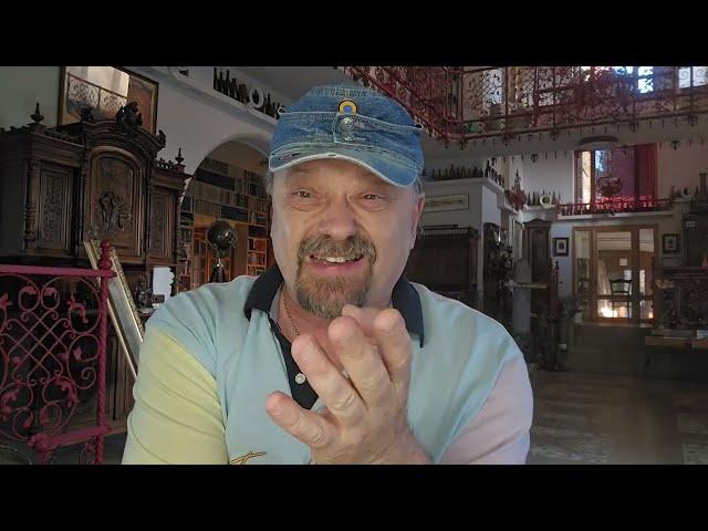 "Мы теряем больше людей из-за некачественного коммандования, чем от действий России." Райан О'Лири