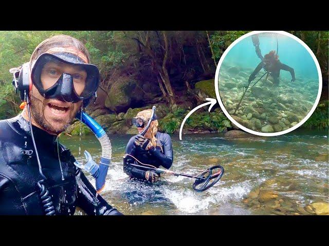 Found Lost Treasure in a secret Swimming Hole Metal Detecting