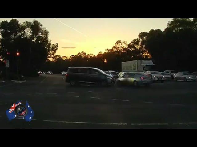 Aussiecams - Dashcam crash at Ingle Farm SA