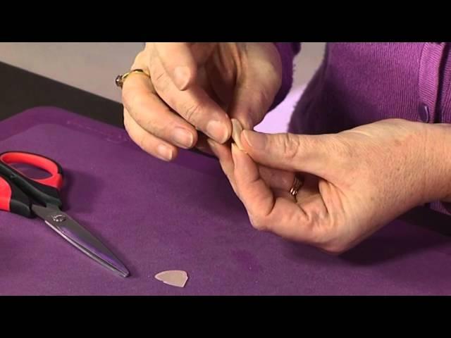 How to make a Parchment Flower with Rossella Cottrell | Craft Academy