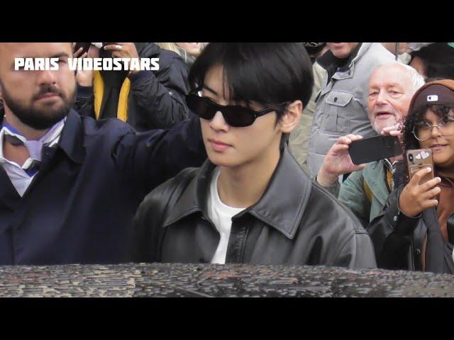 CHA EUNWOO ASTRO @ Paris 25 september 2024 during the Fashion Week for Saint Laurent show