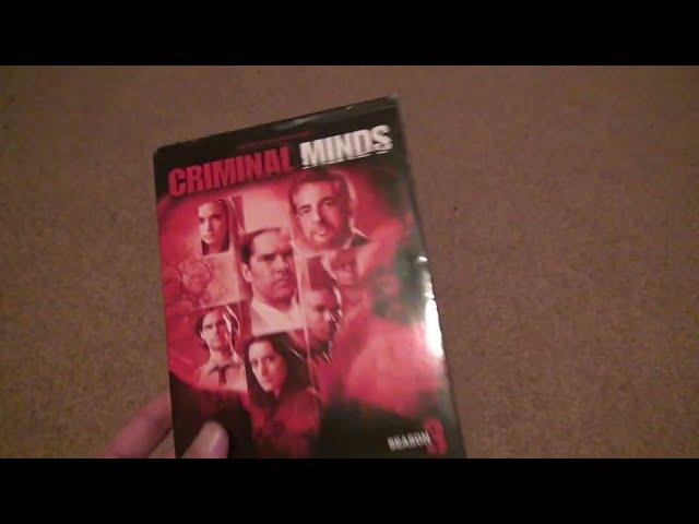 Criminal Minds Season 3 DVD Unboxing 2