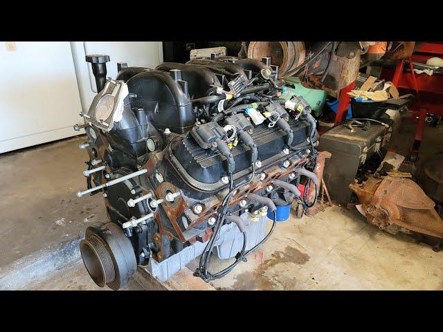 The Monstrous Vortec 8100 496 8.1L Big Block Engine of the 2000's