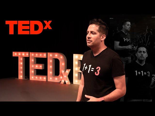 Los 3 aceleradores para cumplir tus sueños | CONFERENCIA TEDx JORGE SERRATOS