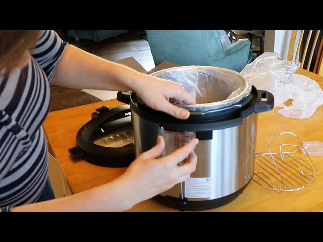 Instant Pot 8qt DUO Unboxing & Assembly (IP-DUO80 7-in-1)