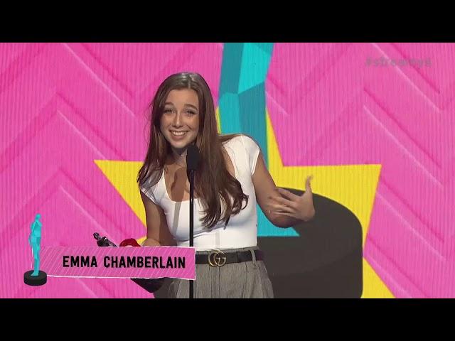 Emma Chamberlain Wins Breakout Creator - Streamys 2018