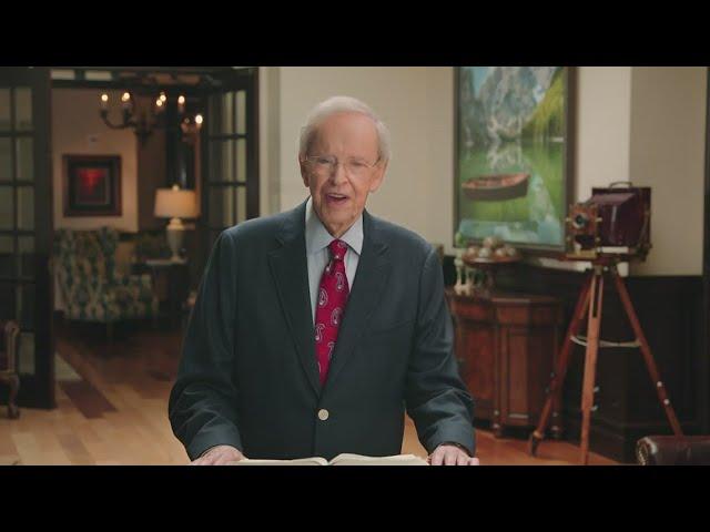 Charles Stanley announces he is stepping down as senior pastor at First Baptist