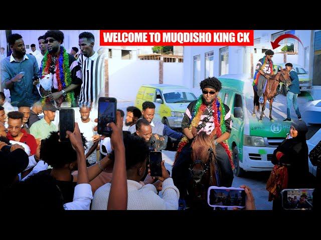 KING CK OO SI HEER SARE AH LOOGU SOO DHAWEEYAY MUQDISHO
