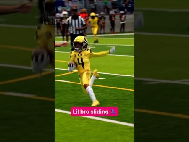 He really turning up out there  (via the909s/IG) #shorts #football #highlights #nfl #celebration