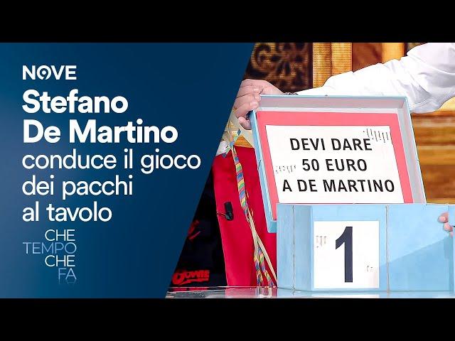 Stefano De Martino conduce il gioco dei pacchi al tavolo | Che tempo che fa