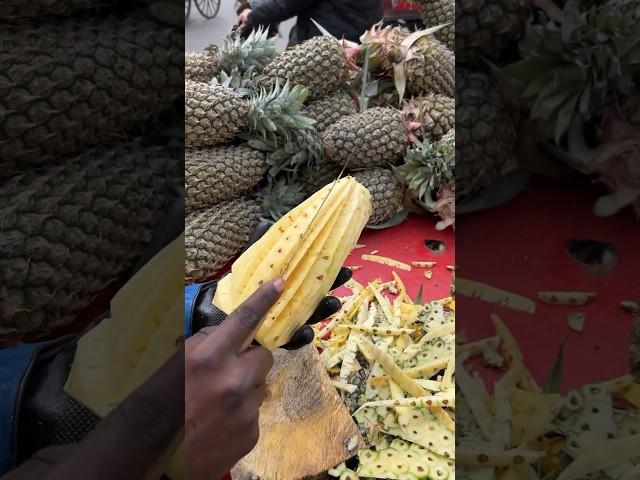 Fruit Cutting - Pineapple #fruitcuttingskills #pineapple #ytshorts