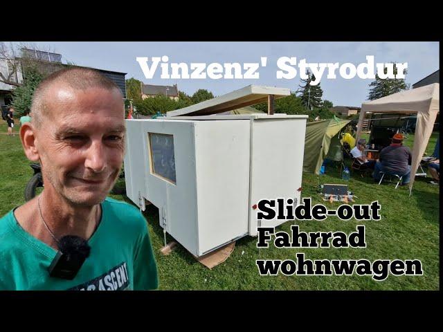 Vinzenz präsentiert seinen Double-Slide-Out Fahrradwohnwagen für Zwei aus Styrodur /XPS