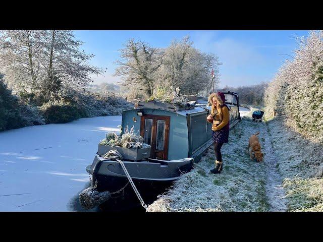 #174 Surviving on My Narrowboat in Freezing Temperatures!