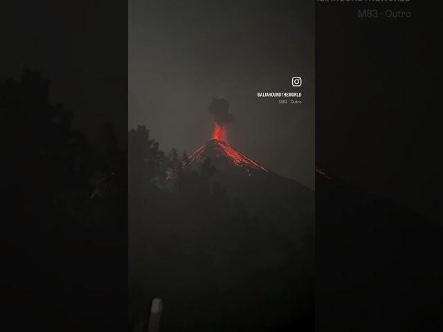 Hiking an active volcano in Guatemala  #volcano #guatemala #fuego #volcanfuego #volcanacatenango