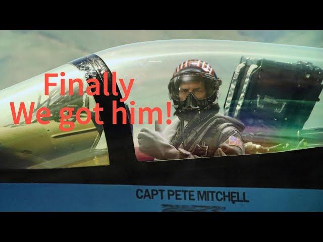 Unboxing video of MA80170 F/A-18E Pilot - Captain Mitchell